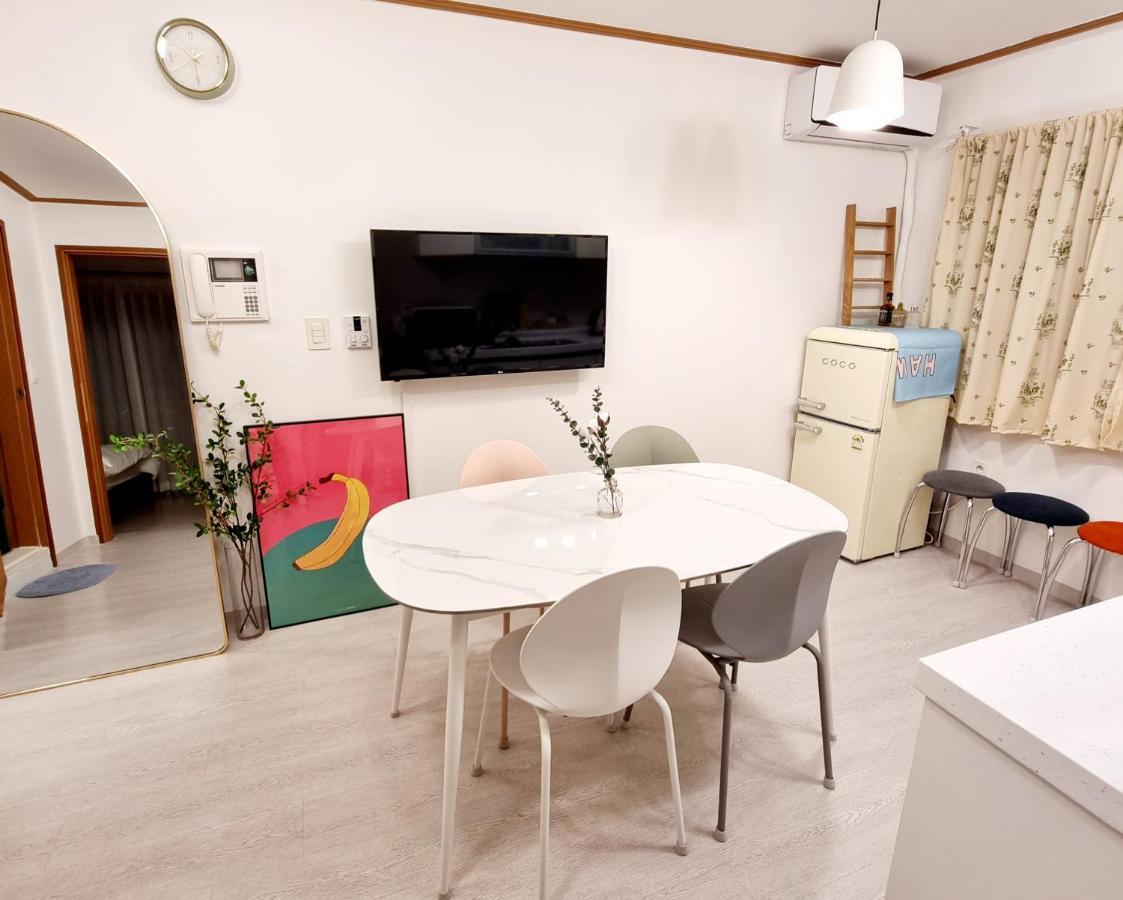 Hongik Hongdae Yeonnam Hoi-House Apartamento Seúl Exterior foto